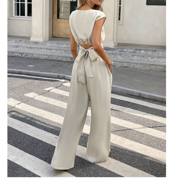 Solid Tie Back Scoop Neck Crop Top Wide Leg Pants Set - Picture 8 of 8